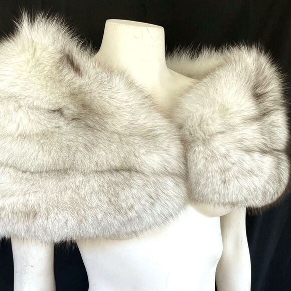 ♥️ White Norwegian FOX Fur Stole Bridal Shawl Cape, Winter Wedding Caplet Gatsby - Picture 1 of 16